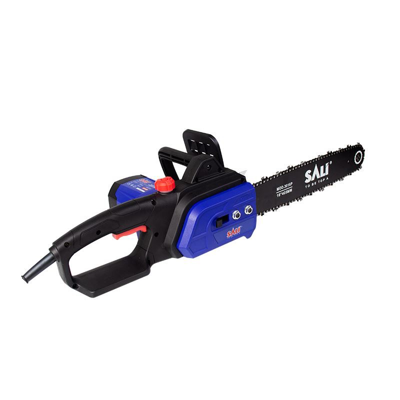 Preparation of chainsaw before use