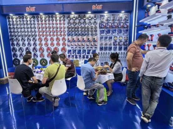 4ebd84c9-4b4b-416a-b723-8a25372734fd